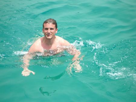 t'as pas honte nico de nous donner envie de nous baignez aussi dans le lagon en tunisie?!!!!